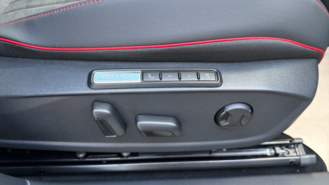 Volkswagen ID.4 250kW 4MOTION GTX Edition 79kWh 5dr Auto Electric Estate - Image 31